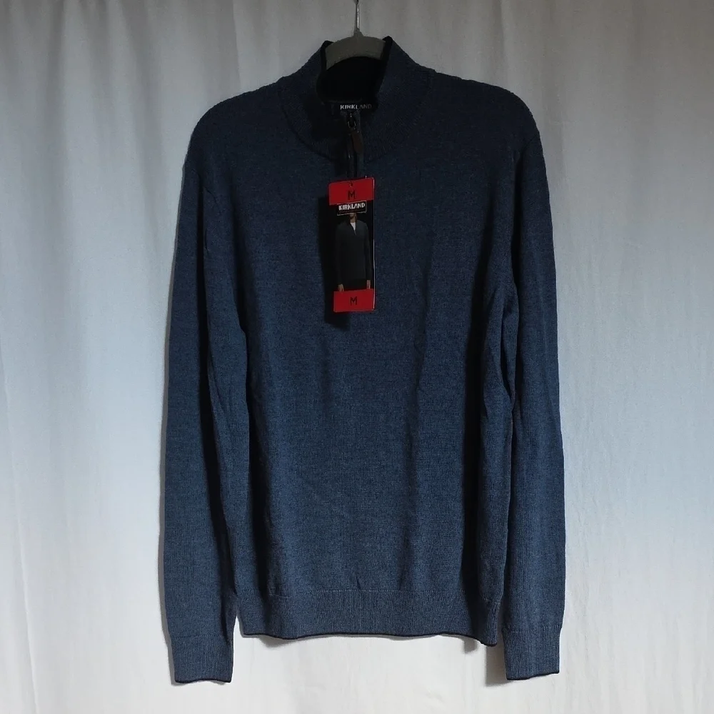 Kirkland Signature Blue Zip Up Mens Merino Wool Sweater. Size Medium. NWT.